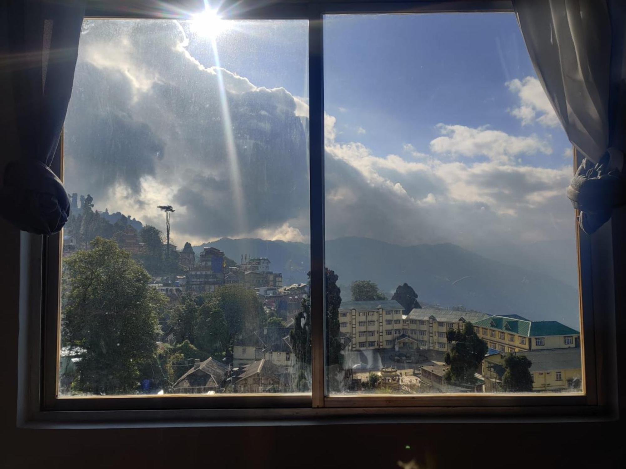 Hotel Pitstop Darjeeling - Excellent Service Recommended & Couple Friendly 외부 사진